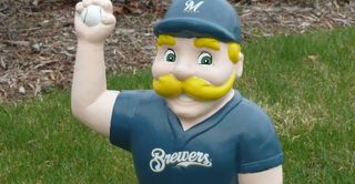 Illustration for article titled Who Wants To Publicly Shame Some Gnome-Happy Brewers Fans?